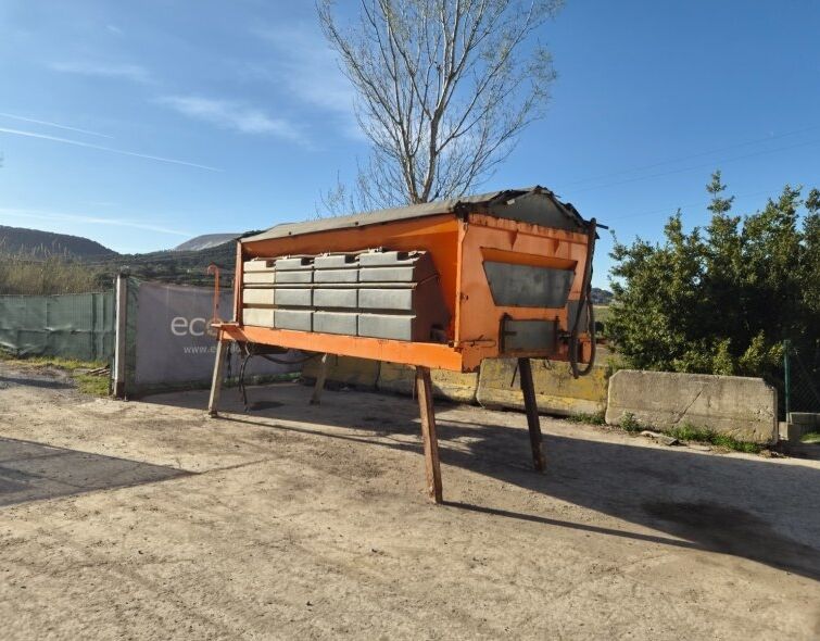 - GILETTA BRINE SALT SHAKER HF6040ID